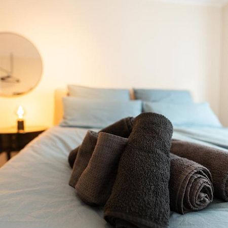-Zentrale Wohnung-Balkon-Desingerkueche- Билефелд Екстериор снимка