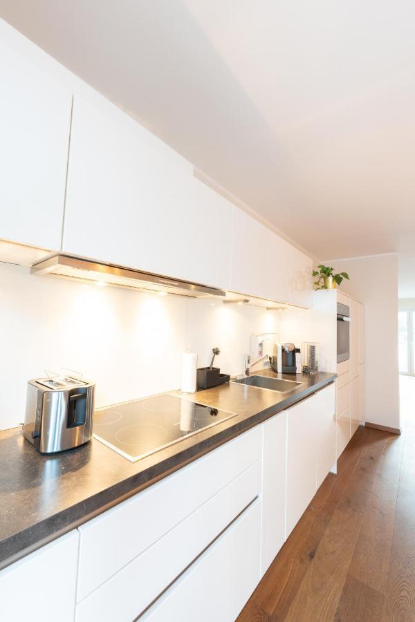 -Zentrale Wohnung-Balkon-Desingerkueche- Билефелд Екстериор снимка